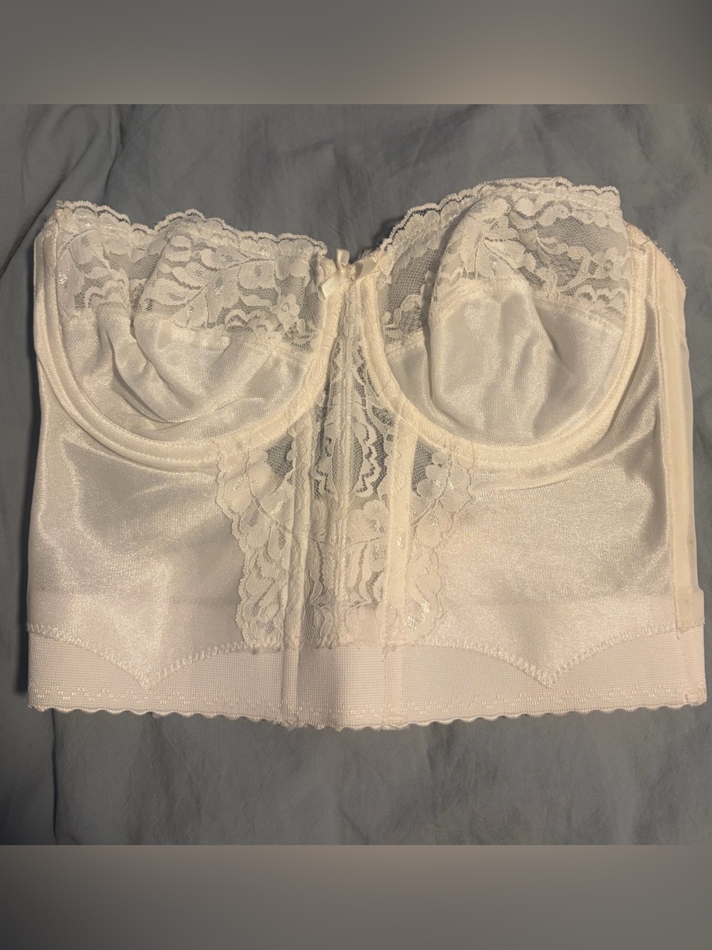 vassarette Ivory Lace Longline Bustier